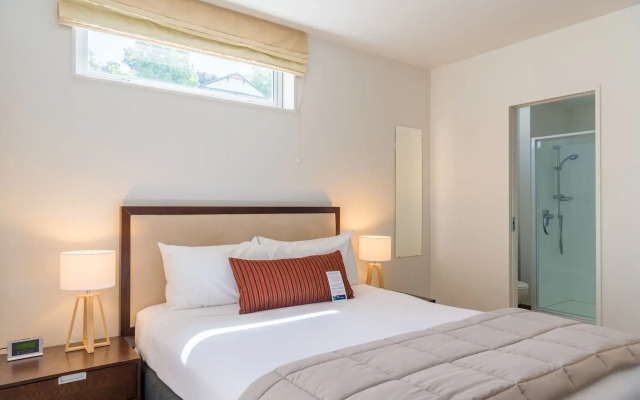 Boulcott Suites