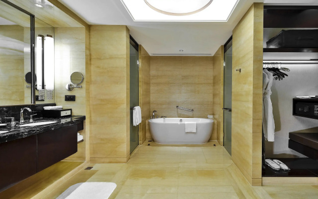 Crowne Plaza Chengdu Panda Garden by IHG - Near Panda Base