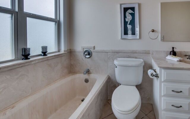 Spinnaker Pointe Unit 3B