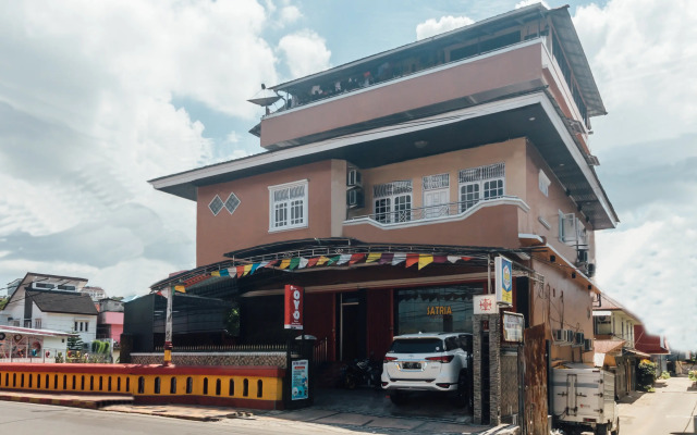 OYO 2010 Satria Guest House