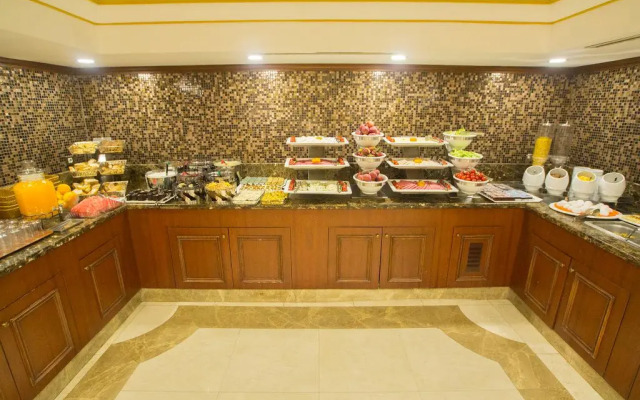 Отель Taksim Stera