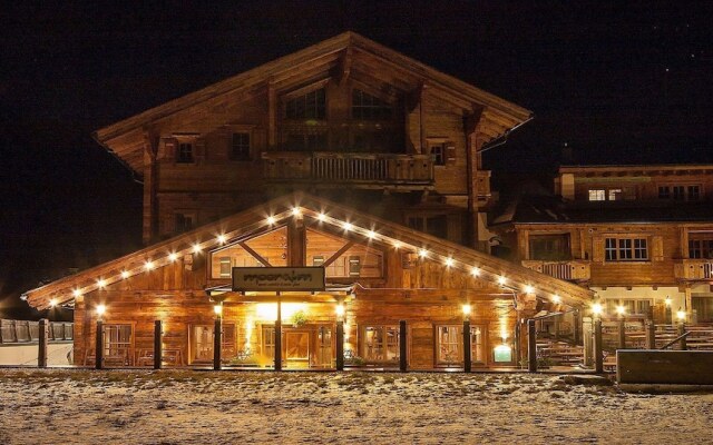 Panorama Chalets Paß Thurn