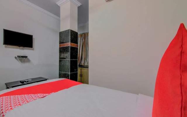 Oyo 14323 Anupama Hotel