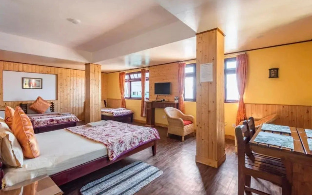 Little Singamari Home Stay