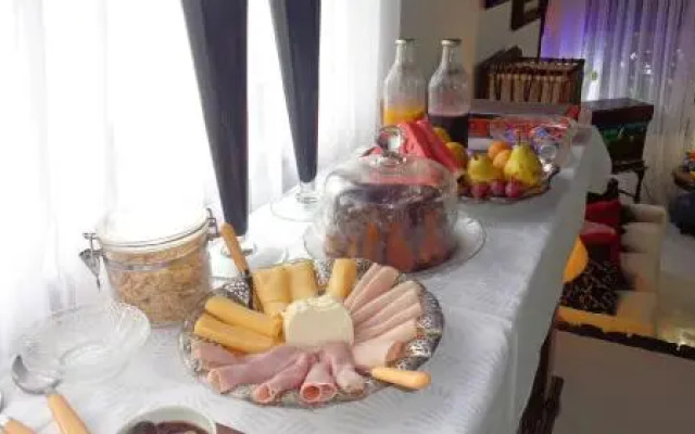 LeRo Guest House