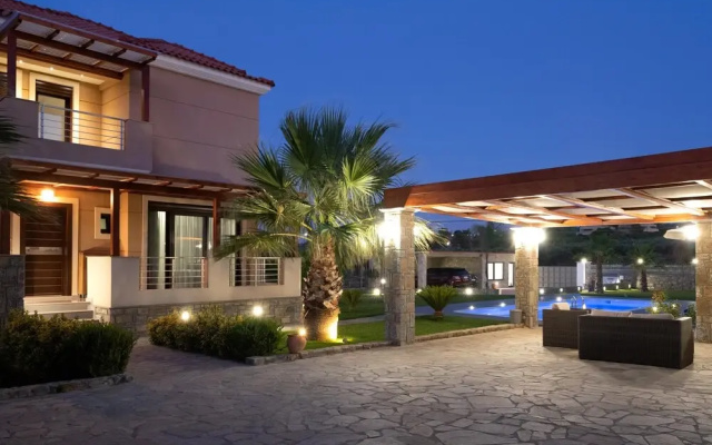 Luxurious Villa David