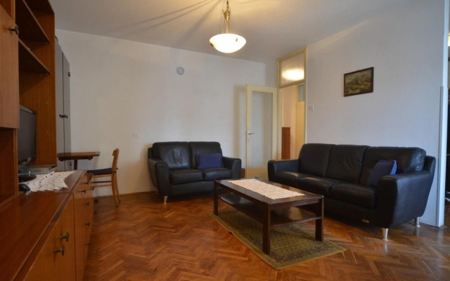 Tina - Two Bedroom Apartment