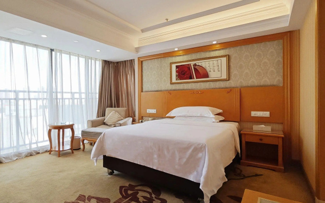 Vienna International Hotel Zhongshan Torch Zone