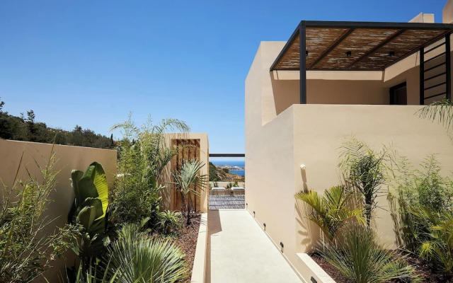 The Nook -luxury Living at the Edge of Tranquility