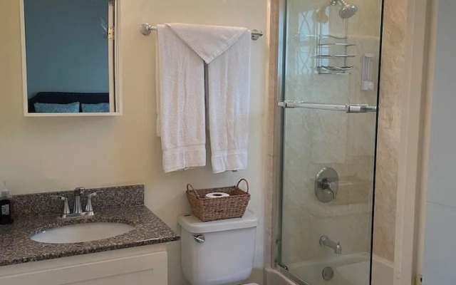 Palm BlossomJA Manor