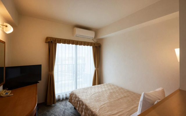 Naha Beach Side Hotel