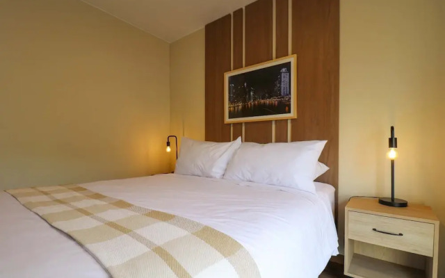 w Majestic 2BR w Comfy Balcony Near Kennedy Park
