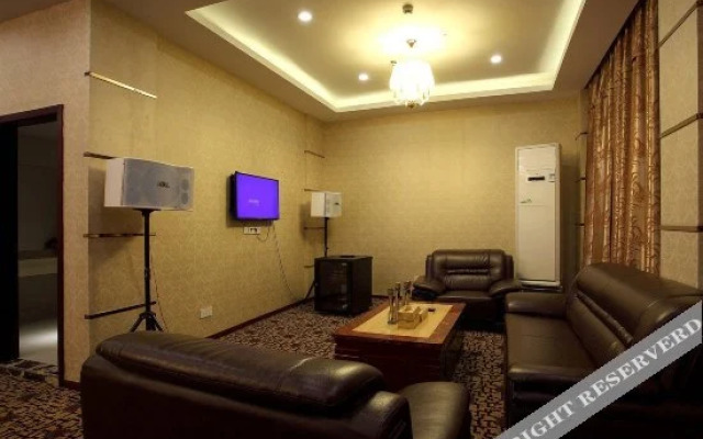 Hangzhou Zhenda Hotel (Chengbei Vientiane City Haoyun Street Subway Station)