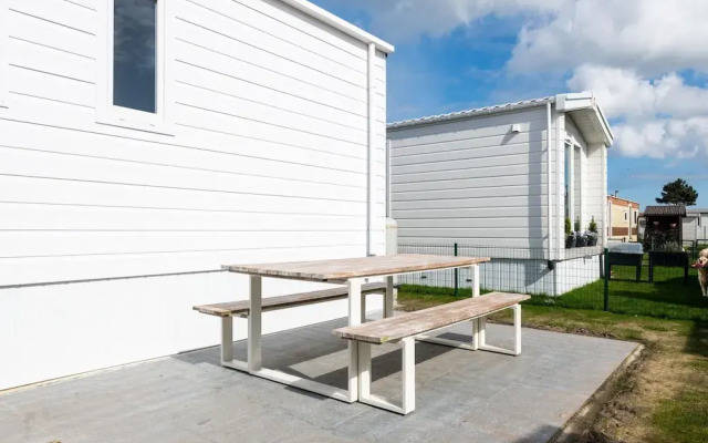 Chalet in Middelkerke Near the Beach