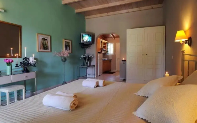 Efi & Sofia Apartments