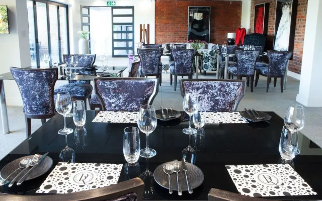 Purple Rayn Boutique Guest House