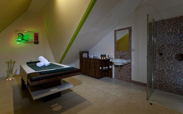 Beltine Forest Hotel