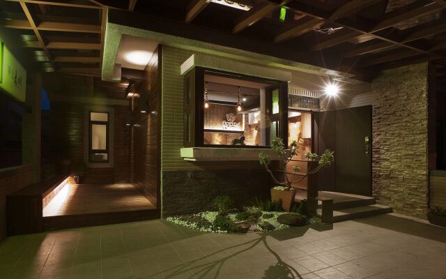 SpringTree B&B