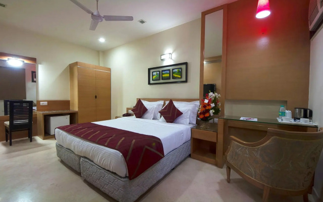 Hotel Metropolitan Karol Bagh