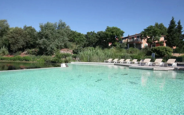 Lovely Apartment in the Beautiful Fortified Town Grimaud