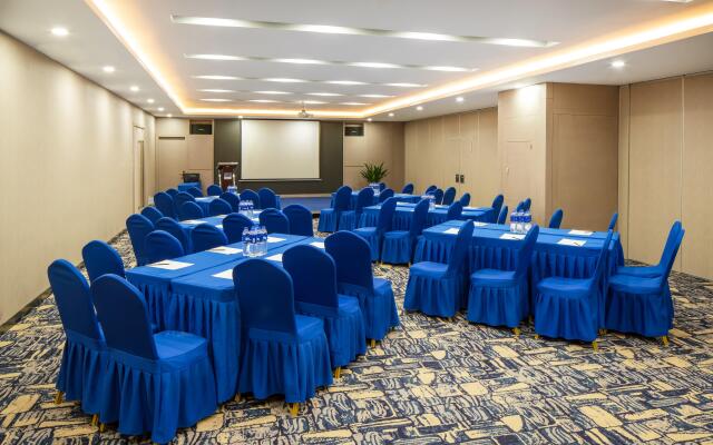 Holiday Inn Express Shenyang North Station by IHG