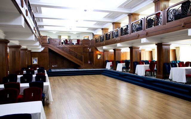 Complex Turistic Cornul Vanatorului