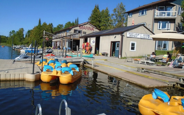 Sauble River Marina & Lodge Resort