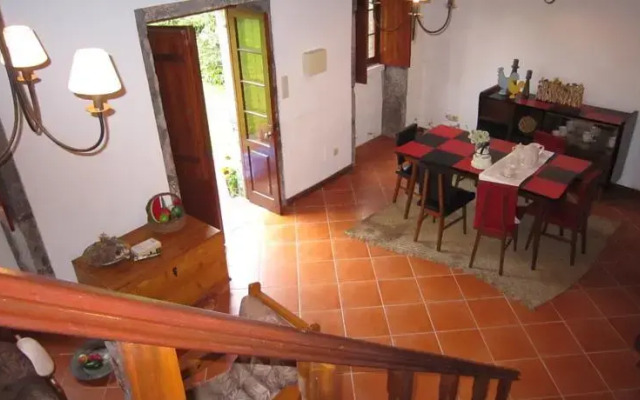 Moradia Rústica Jardim