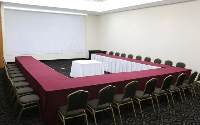 Radisson Poliforum Plaza Hotel Leon