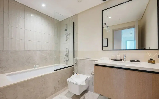 Stayis- Luxurious 2 BR near Burj Khalifa