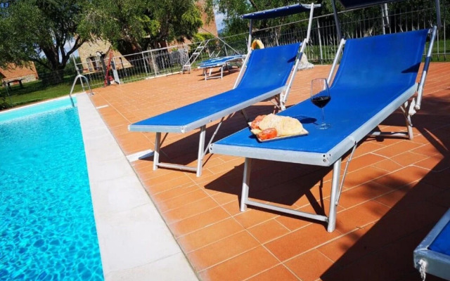 Mustard apt With Shared Pool