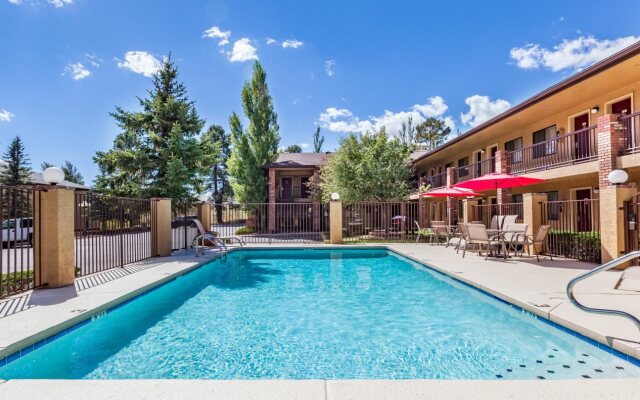 GreenTree Inn Flagstaff