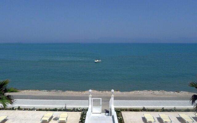 Sidari Beach Hotel