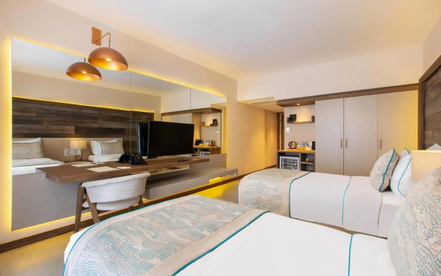 Design Plus Seya Beach Hotel
