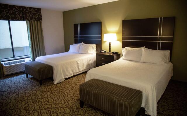 Hampton Inn & Suites Sharon, PA