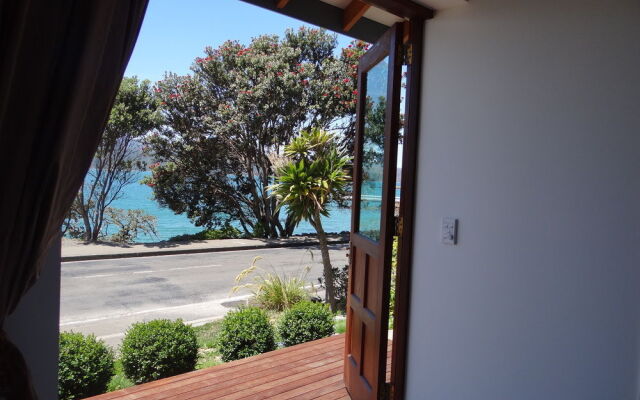 Edgewater Lodge