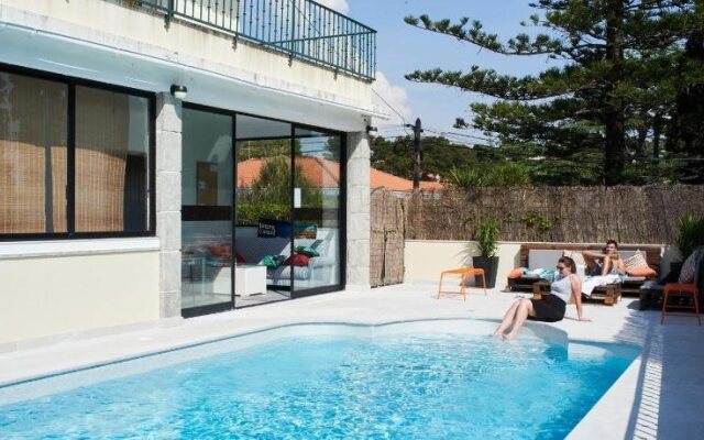 Cascais Cool Hostel Suites & Pool