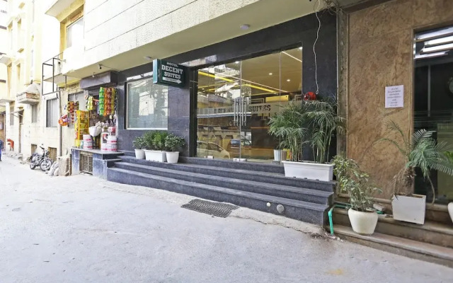 Hotel Decent Suites - Delhi Airport