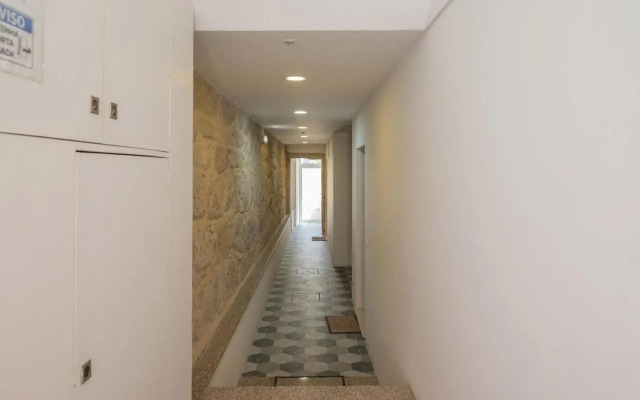 Tiles House, with A/C, Downtown Porto near Metro