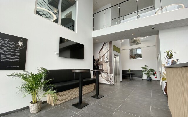 hotelImage