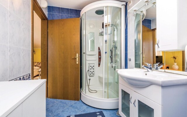 Amazing Home in Matulji With Wifi and 2 Bedrooms