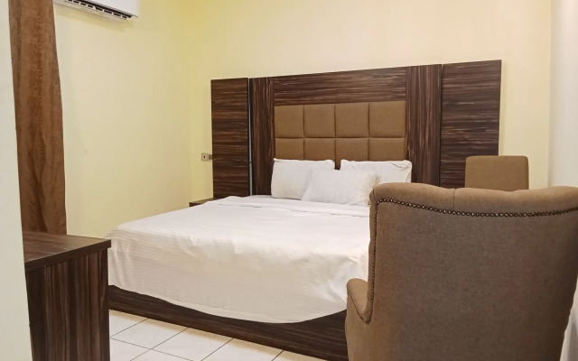 Peace Haven Hotel