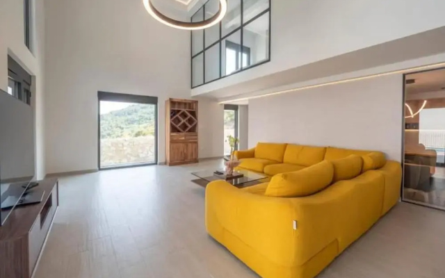 Seaview Villa with pool Vanja