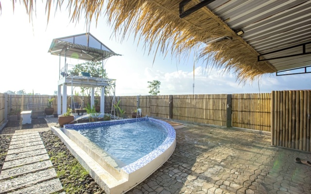 Villa New D'Bamboo by Plesirhatiyogja