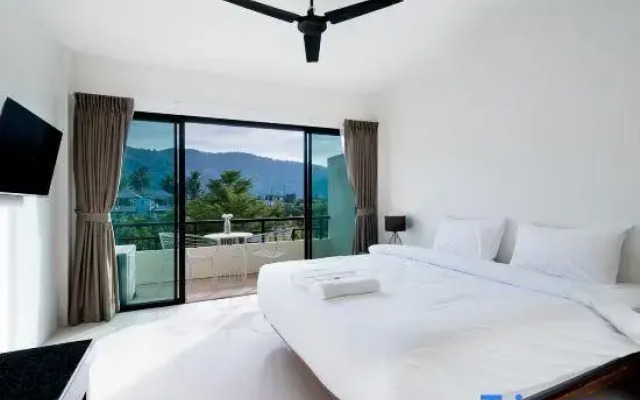 Hill Myna Holiday Park & Cafe