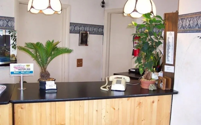 Royal Motor Inn