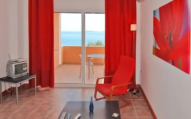 Glyfa Apartments