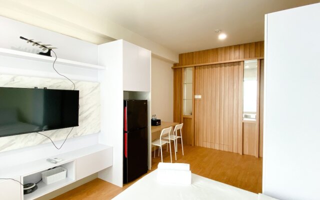 Best Modern Studio At Grand Kamala Lagoon Apartment