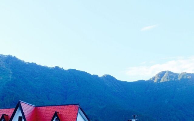 Sansaro Cafe & Guest House