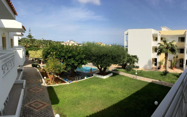 Nikolas Villas Apartments